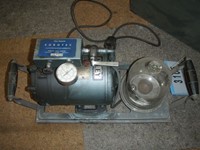 Vakuumglocke + Pumpe für Labor